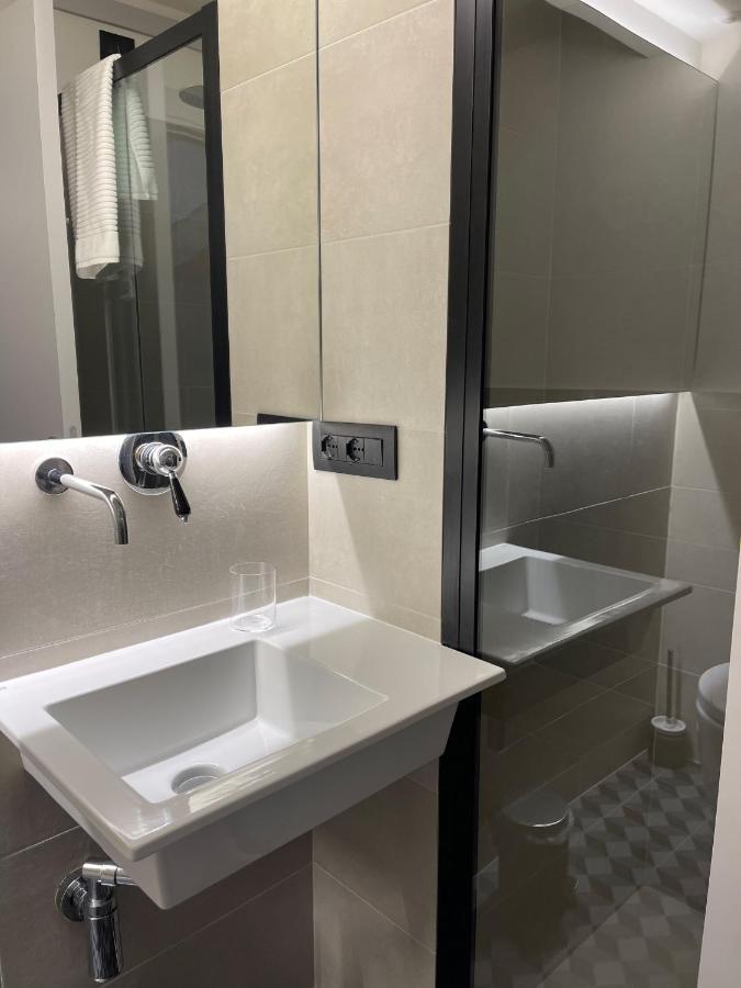 Raha Suites Syracuse ภายนอก รูปภาพ